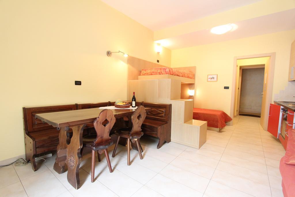 פרג'לאטו Residence Albergian מראה חיצוני תמונה